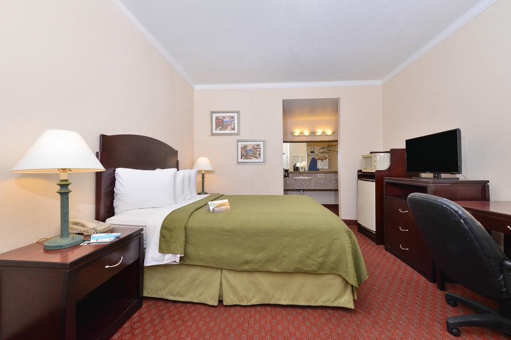 Quality Inn Temecula Valley Wine Country Exterior foto
